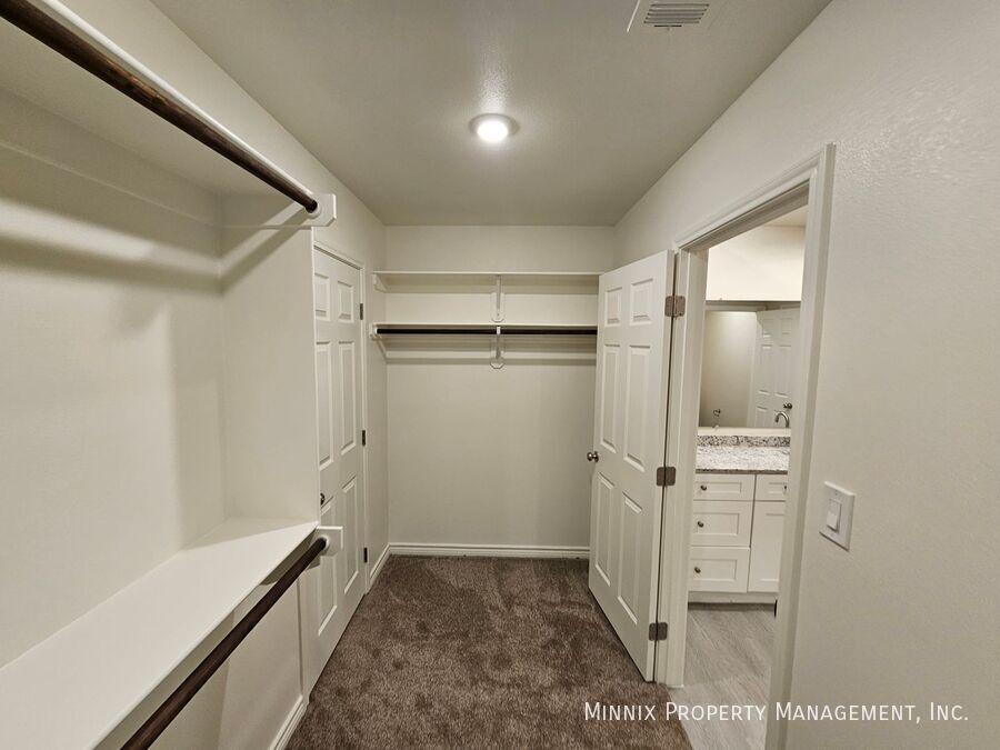 Building Photo - 1317 Bajada St