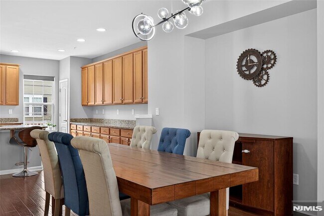 Building Photo - 56 Wesmont Drive