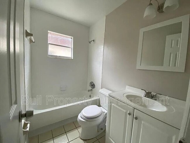 Building Photo - 5523 Lehigh Ave