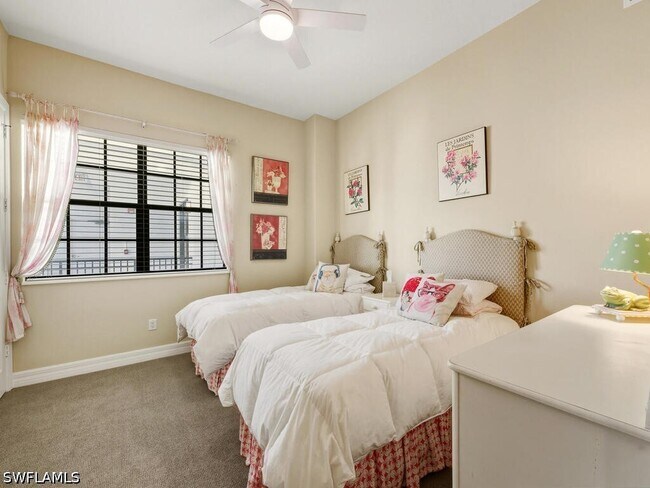 Building Photo - 10731 Mirasol Dr