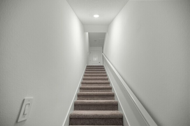 Building Photo - 4610 SW 89th Loop