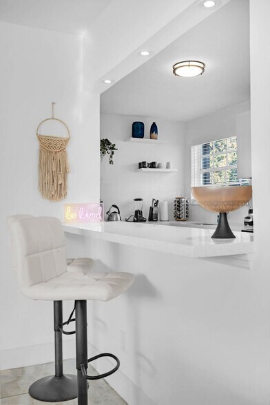 Building Photo - 18715 NW 10th Ct