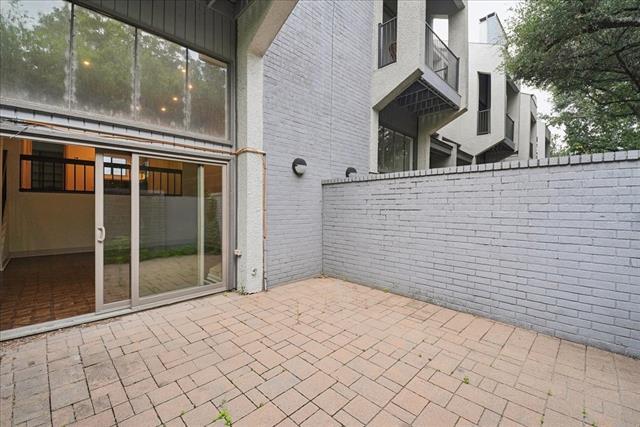 Building Photo - 3618 Gillespie St