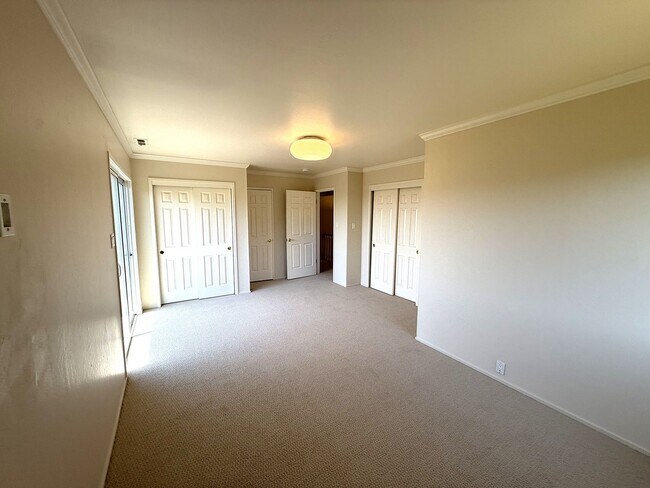 Building Photo - FOUR BEDROOM HOME IN THE GREENBRAE HILLS W...