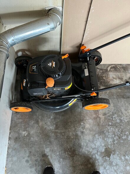Push lawn mower available for tenant use - 1207 Pine Crest Ave