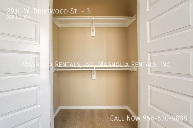 Building Photo - 2910 W Driftwood St