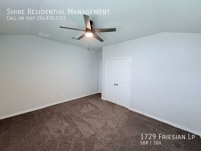 Building Photo - 1729 Friesian Lp