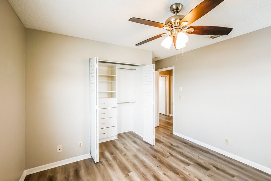 Building Photo - 3231 Ensenada Way