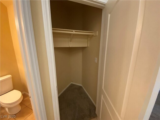 Building Photo - 744 Blue Barrel St