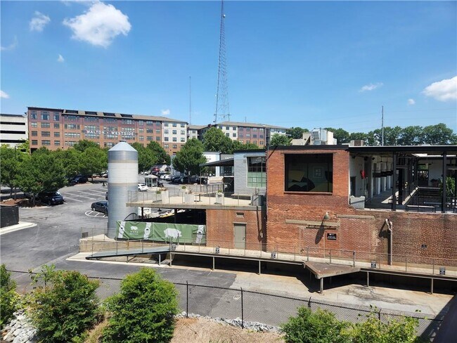 Building Photo - 1100 Howell Mill Rd NW