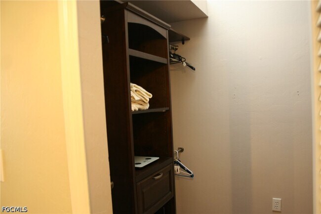 Building Photo - 20919 Villareal Way