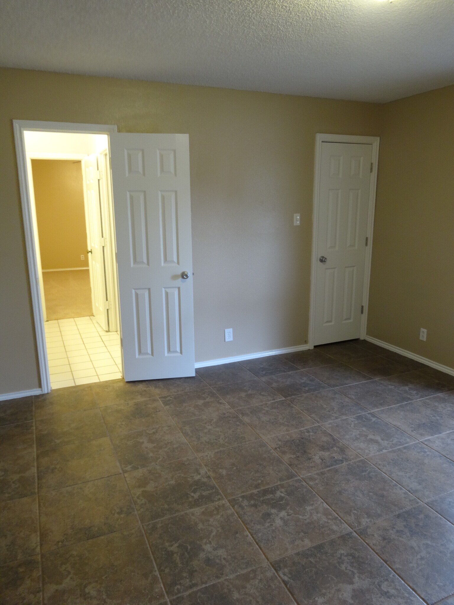 Bedroom 2 - 4406 Parkhurst Dr