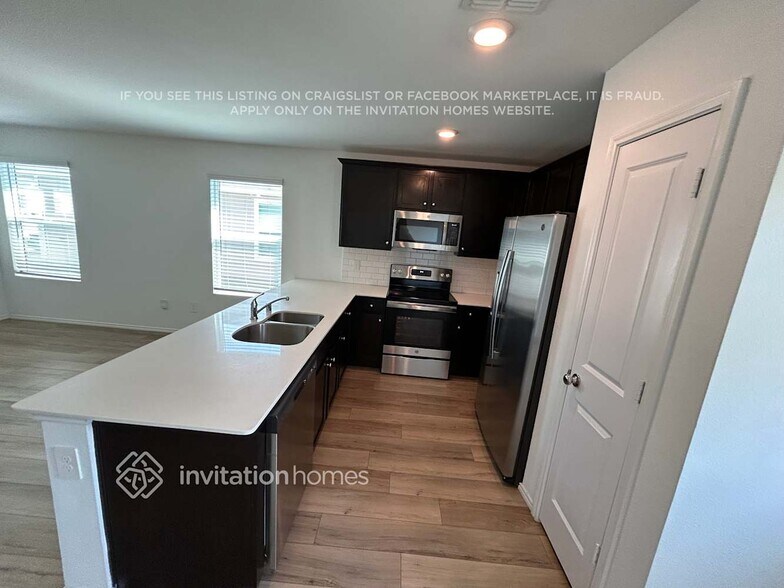 Building Photo - 10616 Sewell Cir