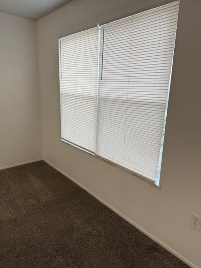 Building Photo - LANDING 2-BEDROOM CONDO