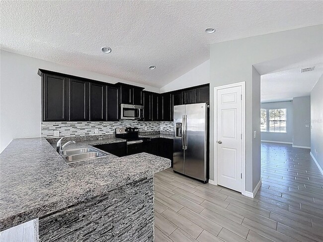 Building Photo - 469 Ogelthorpe Dr