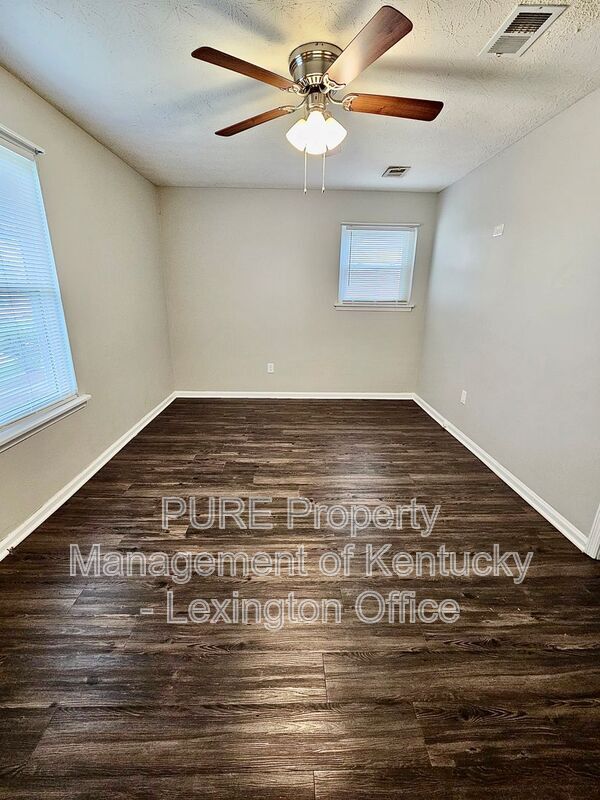 Building Photo - 114 Birch Dr