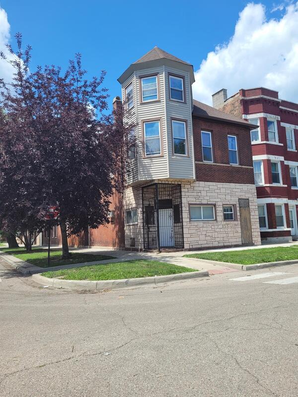 Building Photo - 8360 S Mackinaw Ave