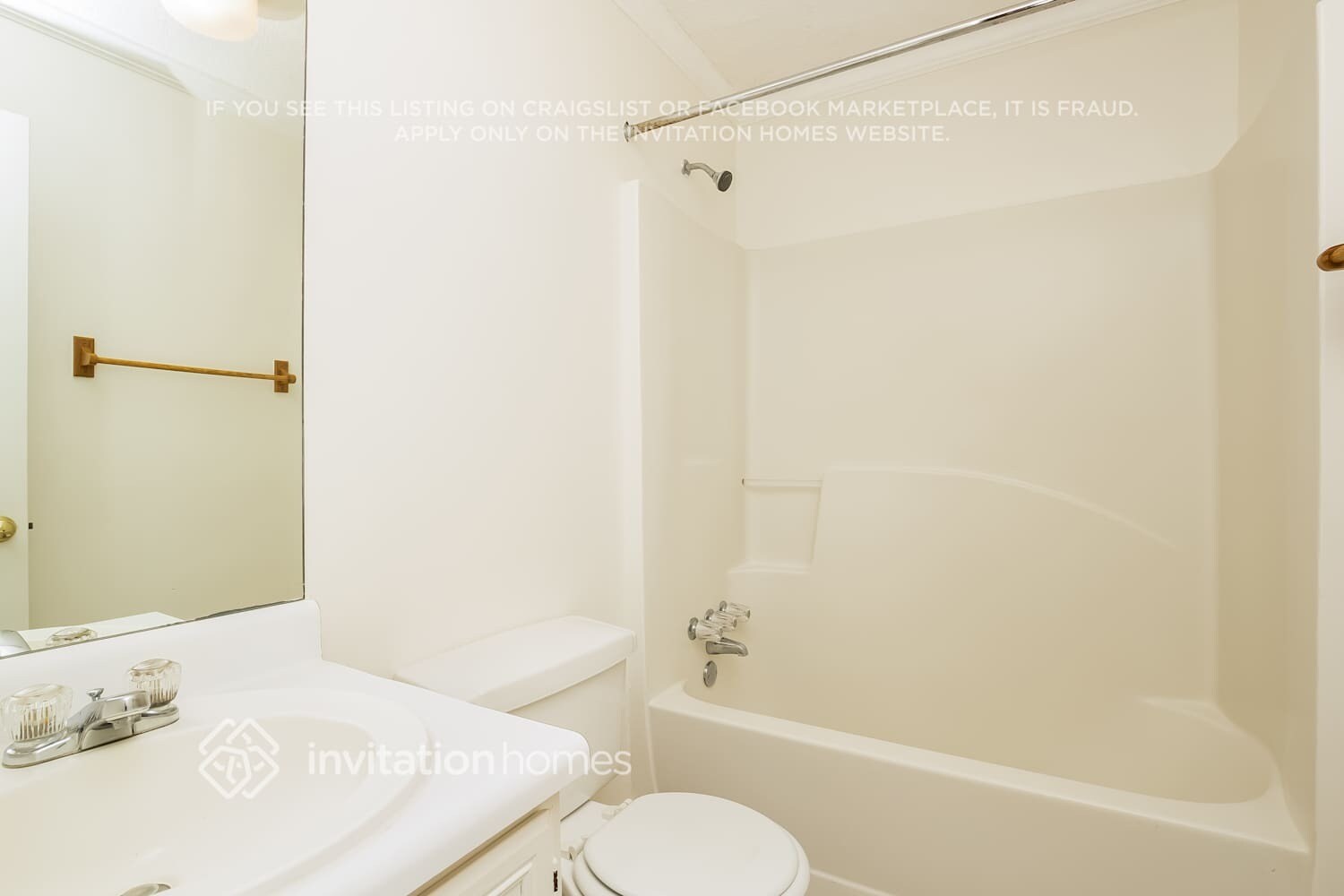 Building Photo - 443 Linda Ln