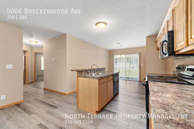 Building Photo - Use your RENT SPECIAL to lower your monthl...