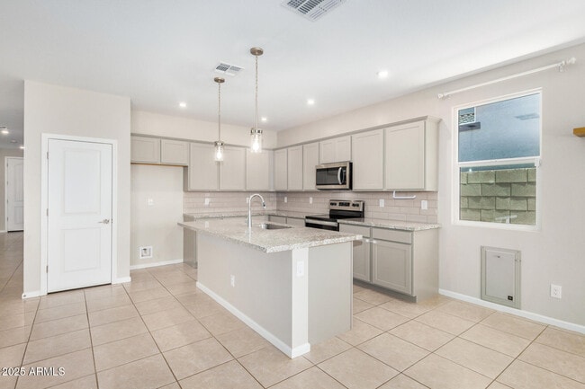 Building Photo - 17729 W Monte Lindo Ln