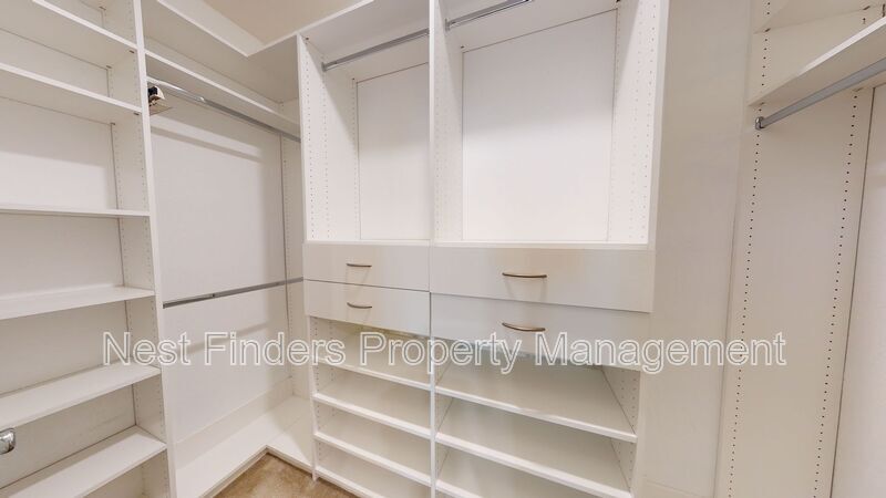 Building Photo - 3718 Ruby Kinglet Dr