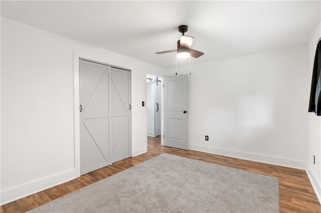 Building Photo - 6940 Cainwood Dr