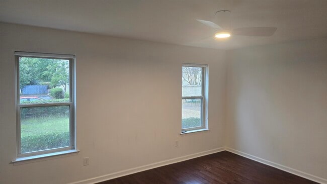 Building Photo - 284 C St