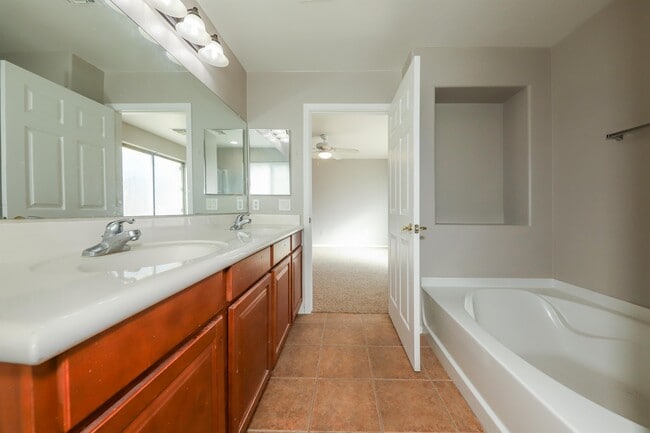 Building Photo - 8187 S Camino SERPE