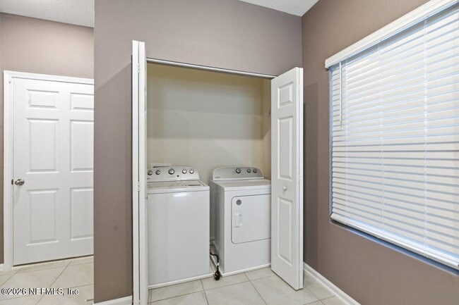 Building Photo - 836 Observatory Pkwy