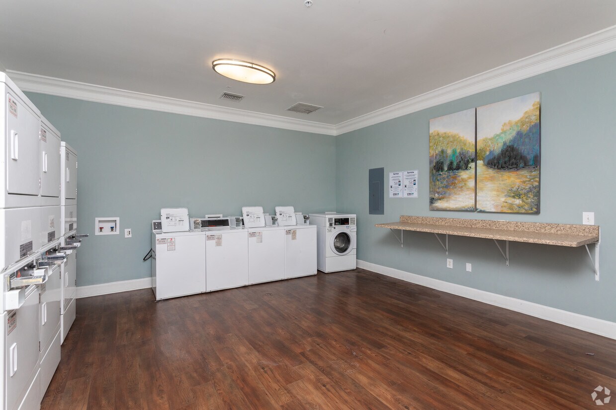 Strand Co Sells Atlanta Apartments For 31m