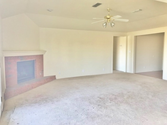 Building Photo - Spacious Brick Home! Zia School District!