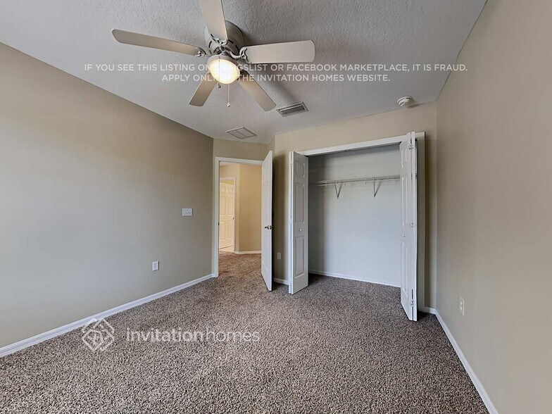 Building Photo - 3197 Oak Brook Ln