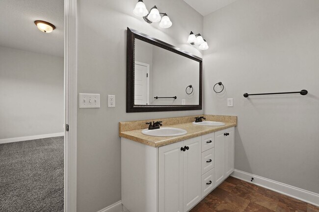 Building Photo - 312 Morgan Pines Dr