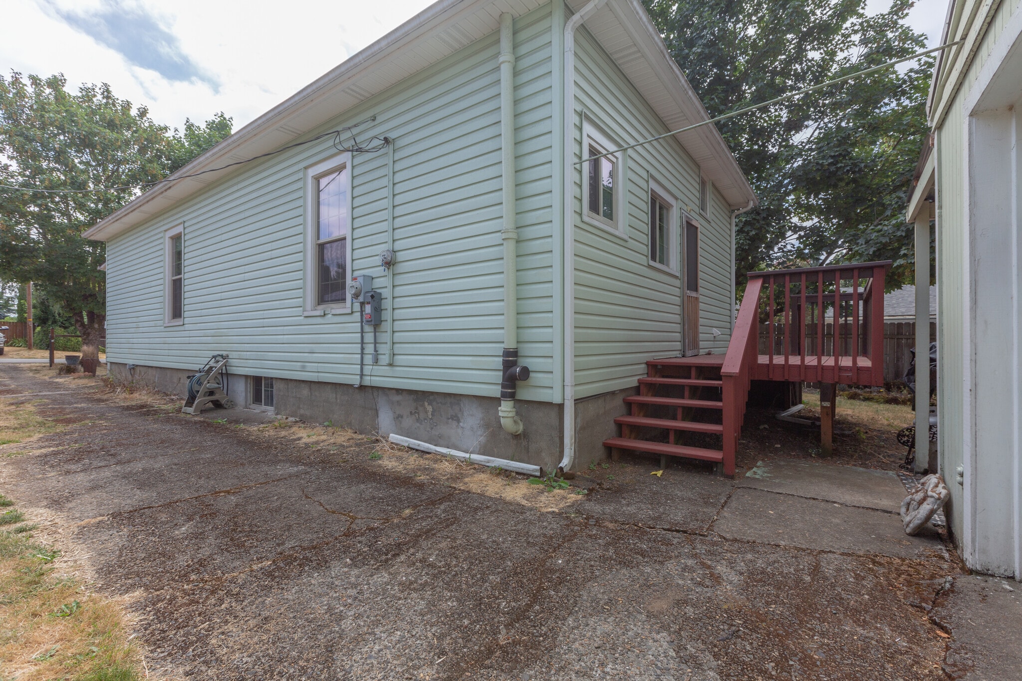 Building Photo - 3410 Q St