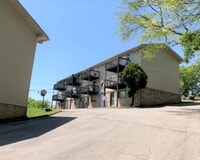 Building Photo - 210 Hendricks Blvd