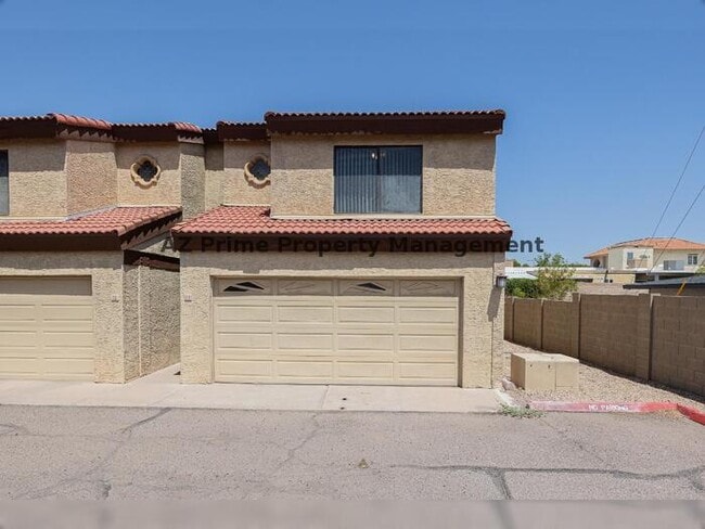 Building Photo - 7835 E Glenrosa Ave