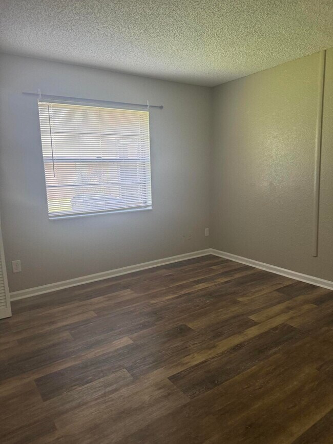 Building Photo - 2576 Ida Way