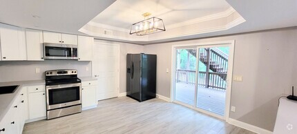 Building Photo - Stylish Basement Rental with Private Ameni...