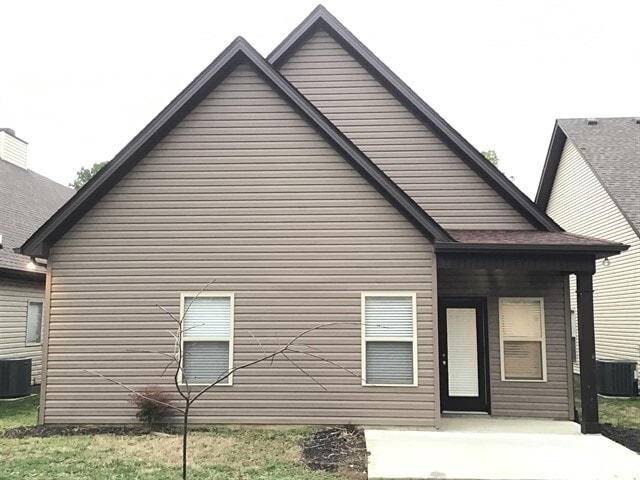 Building Photo - 249 Donna Dr