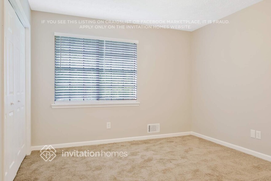 Building Photo - 4952 Needle Knob Ct