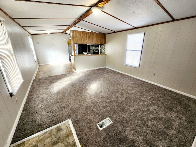 Building Photo - 2729 Forest Edge Way