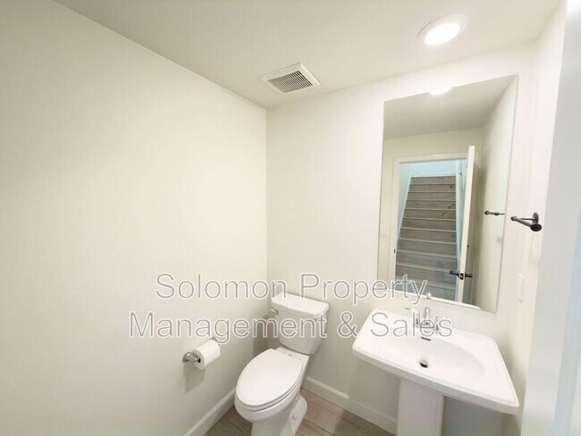 Building Photo - 4336 Harbor Way