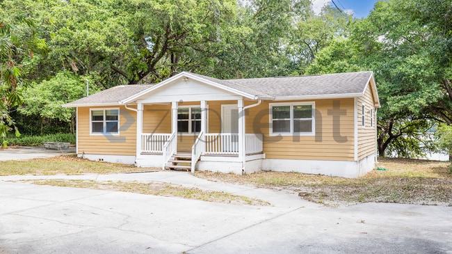 Building Photo - 929 Pahoa St