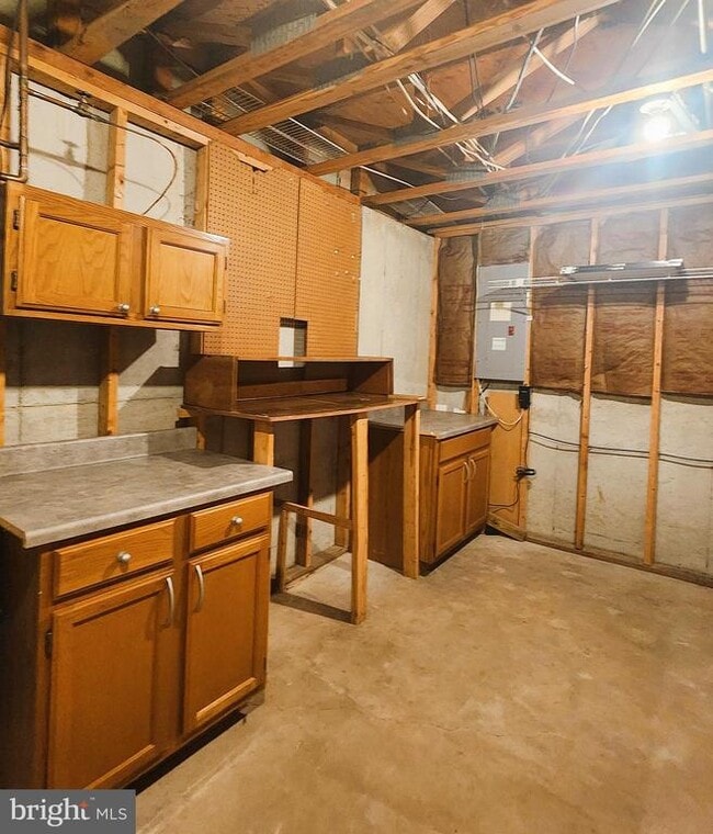 Building Photo - 14363 Long Channel Dr