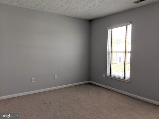 Building Photo - 307 Timberbrook Ct