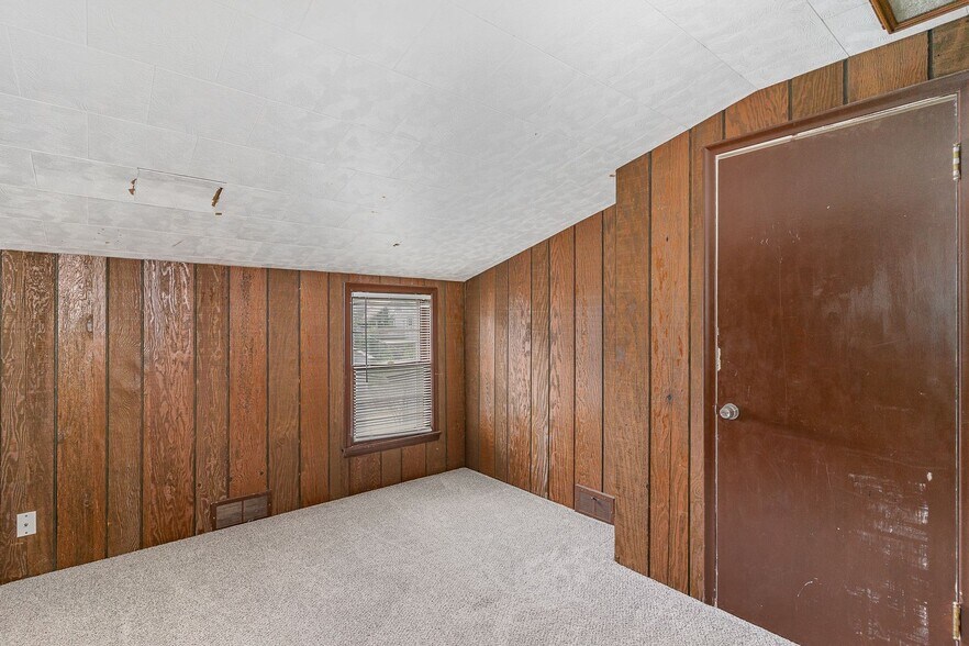Building Photo - 1270 Hubbard Ave