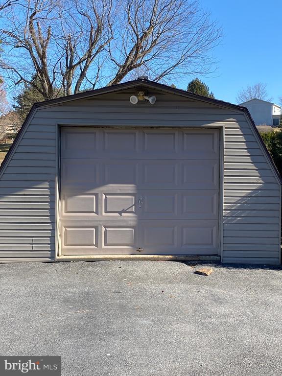 Building Photo - 45 Clay Slate Rd