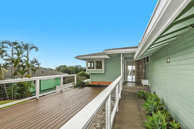 Building Photo - 73-4338-4338 Koi Koi St