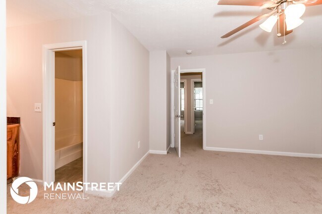 Building Photo - 2223 Scarbrough Dr