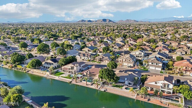 Building Photo - 6991 W Firebird Dr